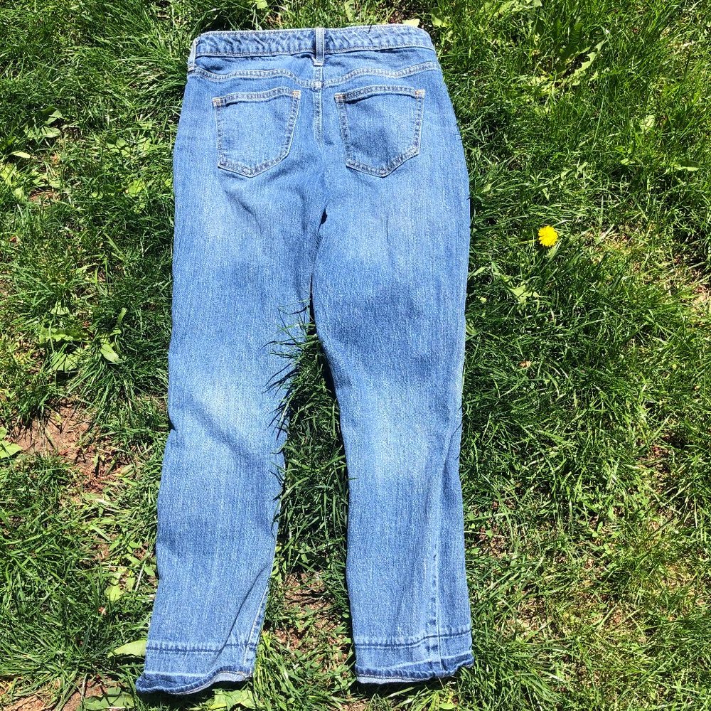 Jeans - Picture 1 of 2